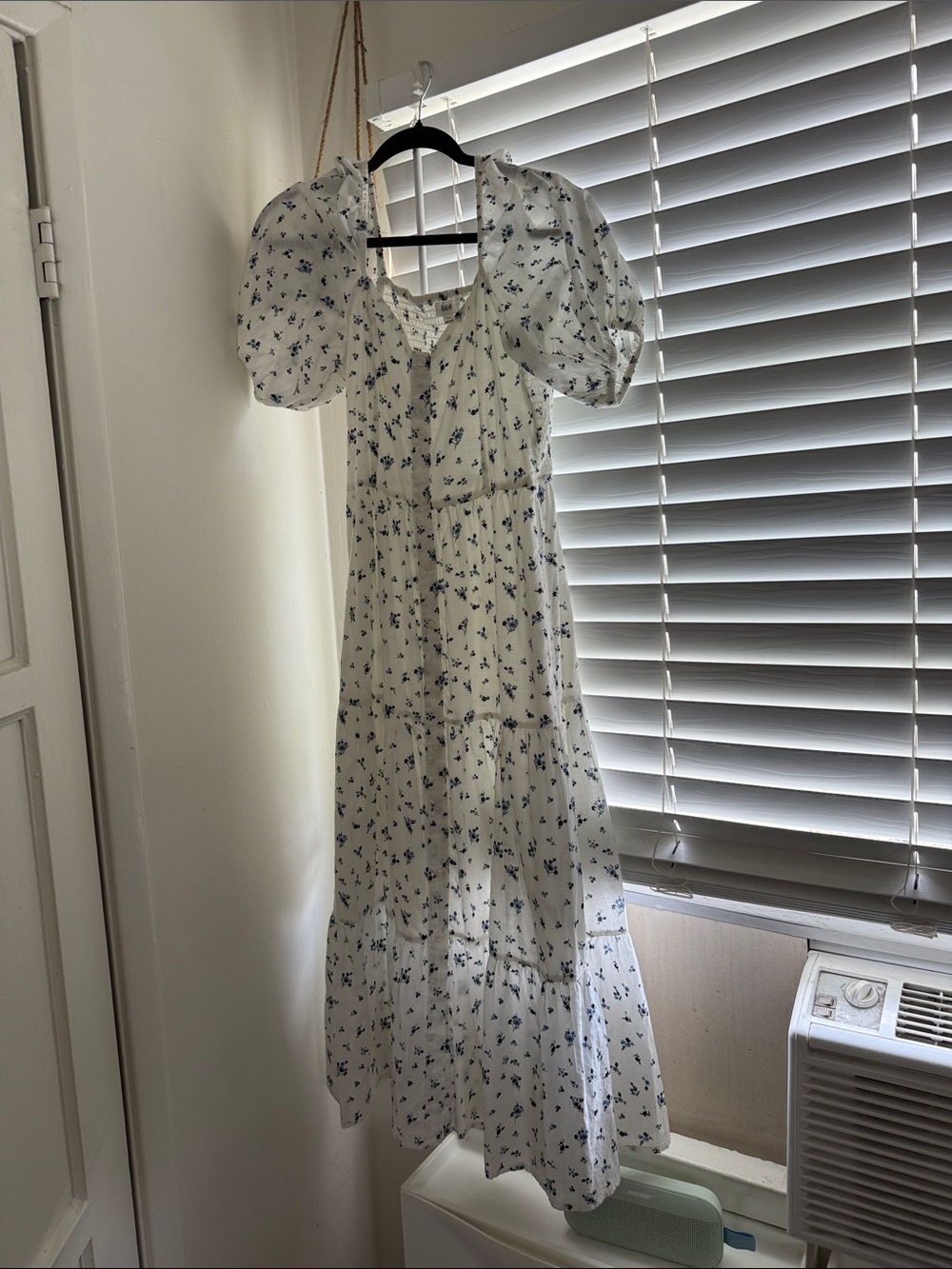 White Floral Puff-Sleeve Maxi Dress